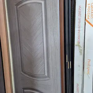 Дверь, Душанбе