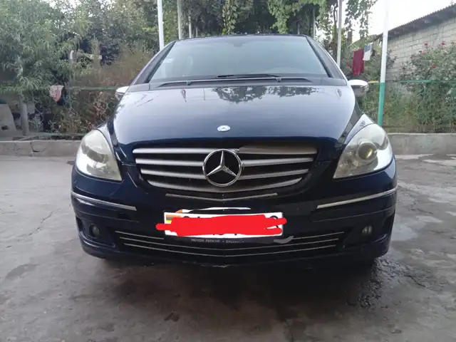 Mercedes-Benz B class