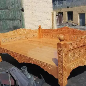 Тапчан, Душанбе