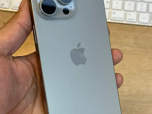 Apple iPhone 15 Pro Max, 256 gb, Natural Titanium, Худжанд