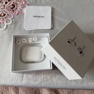 Наушники AirPods Pro, Душанбе