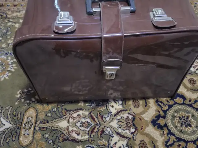 Мошинаи дарздузи, Гиссар