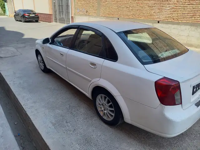 Daewoo Lacetti