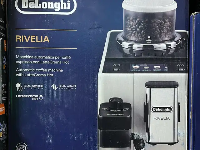 Кофемашина DeLonghi Rivelia, Душанбе