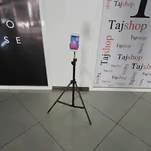 Штатив для телефона, Душанбе