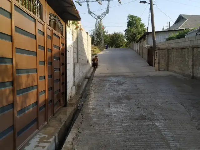 2 этажн. 8-комн. дом, 3 сотки, Корвон, Рудаки