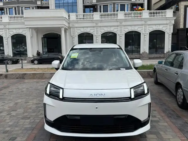 GAC Aion V plus