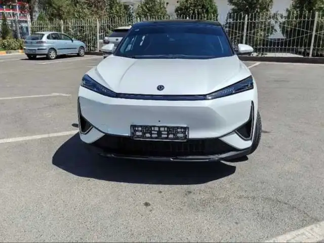 Dongfeng L7