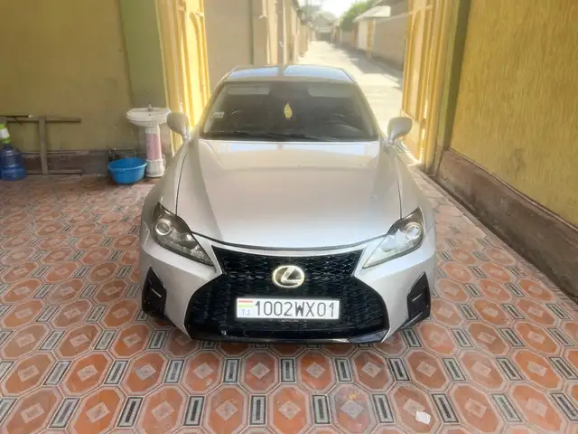 Lexus IS series