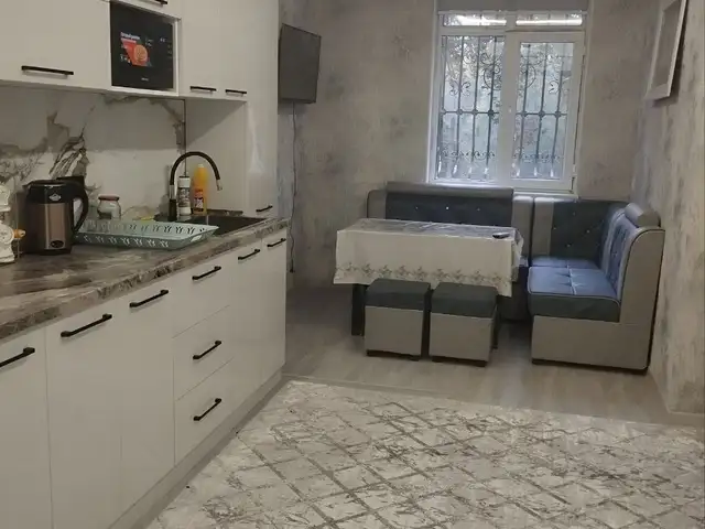 3-комн. квартира, 2 этаж, 100м², Исмоили Сомони, Душанбе