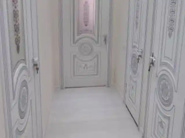 Дверь Эмаль, Душанбе