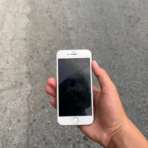 Apple iPhone 8, 64 gb, Худжанд