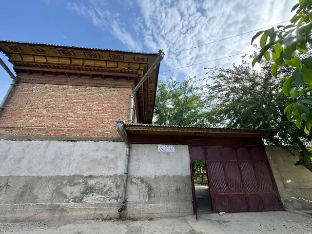 2 этажн. 7-комн. дом, 16 соток, Аэропорт (Южный), Бустон (Чкаловск)