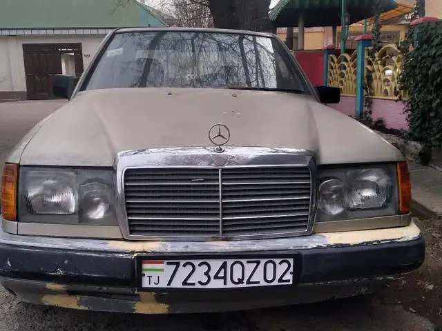 Mercedes-Benz W124 на запчасти, Хуҷанд