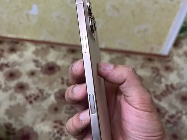 Apple iPhone 16 Pro Max, 256 gb, Natural Titanium, Худжанд