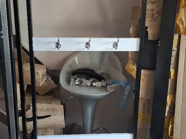 Напольная вешалка для обуви и одежды, Худжанд
