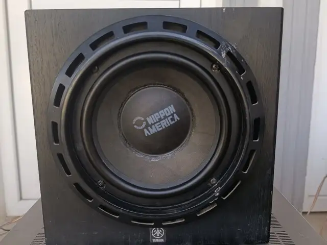 Сабвуфер Yamaha, Исфара