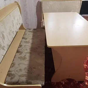 Уголок, Гулистон (Қайроққум)