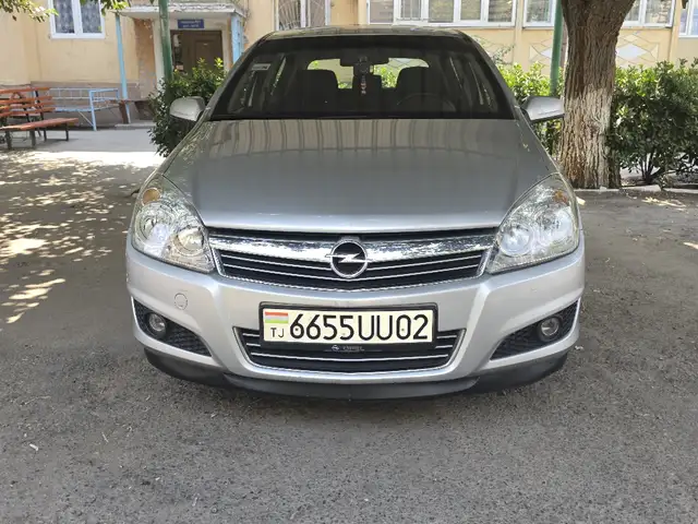 Opel Astra H