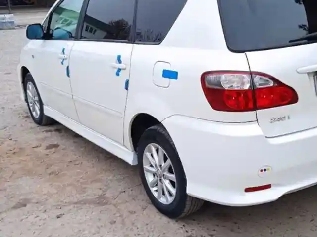 Не тонированные стекла для Toyota Ipsum, Душанбе