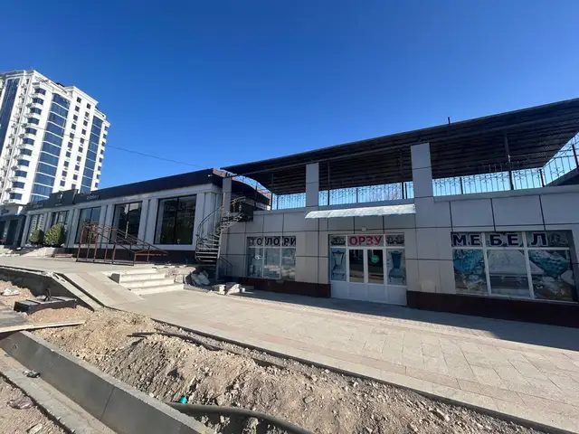 Помещение под свободное назначение, 250м², 18 мкр, Худжанд