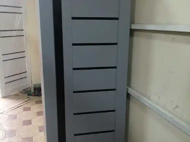 Дверь хайтек, Душанбе