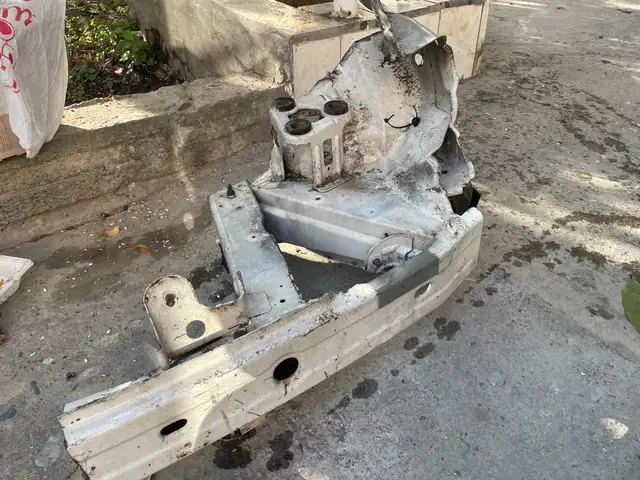 Лонжерон от Mercedes-Benz W202, Худжанд