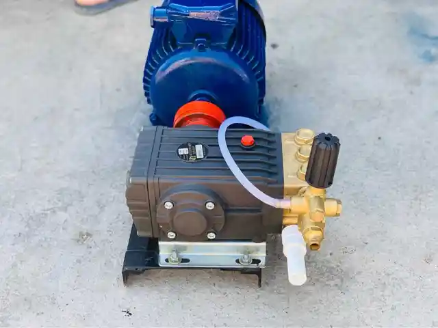 Насос высокого давления Interpump WS 151, Худжанд