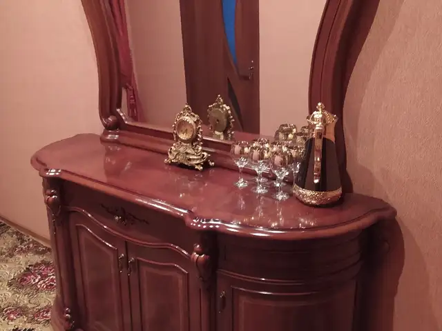 Комод, Худжанд