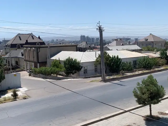 2 этажн. 14-комн. дом, 8 соток, ул.Мира, Хуҷанд