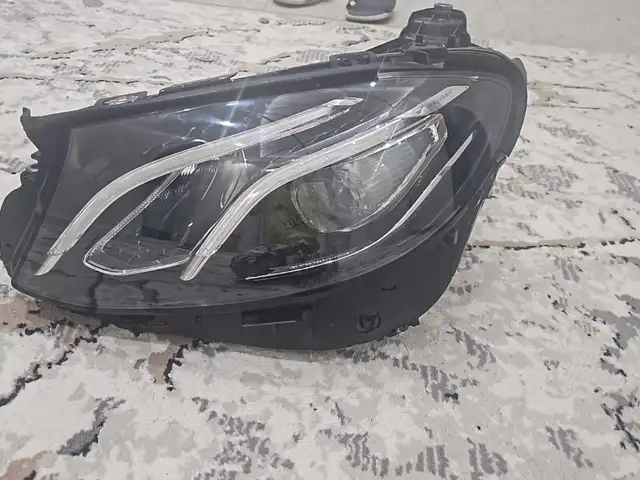 Комплект фар от Mercedes-Benz w213, Худжанд