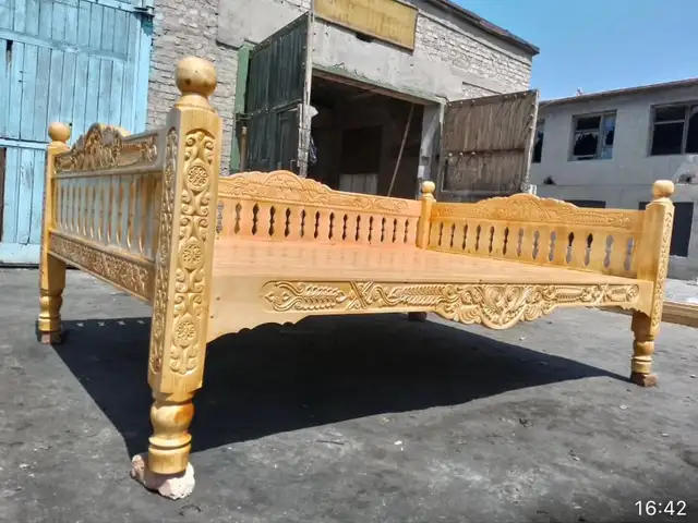 Тапчан, Истаравшан