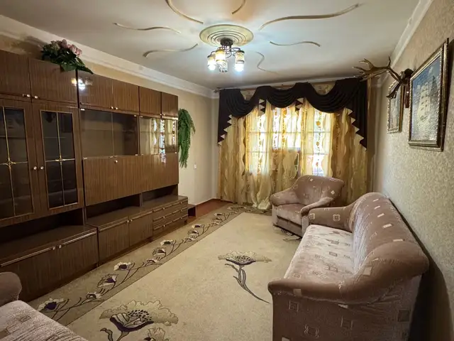 2-комн. квартира, 2 этаж, 73 м², 2мкр, Турсунзаде