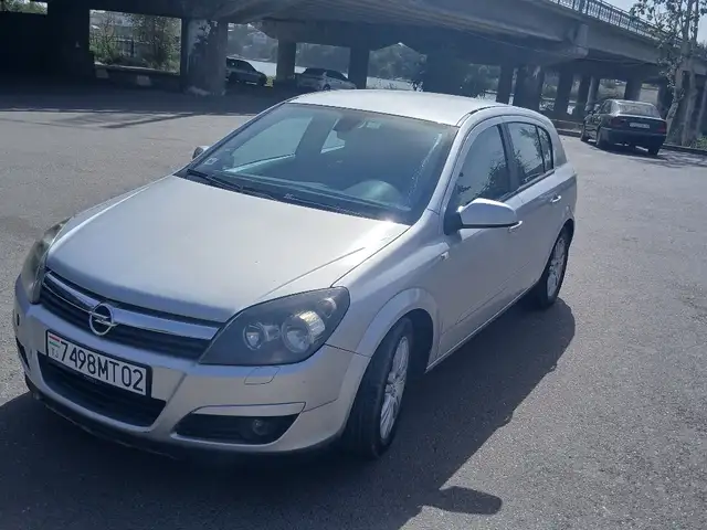 Opel Astra H