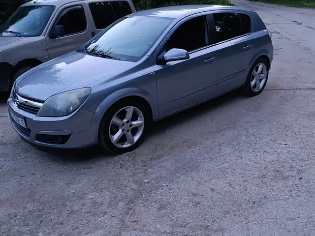 Opel Astra H
