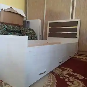 Кровать с матрасом, Душанбе