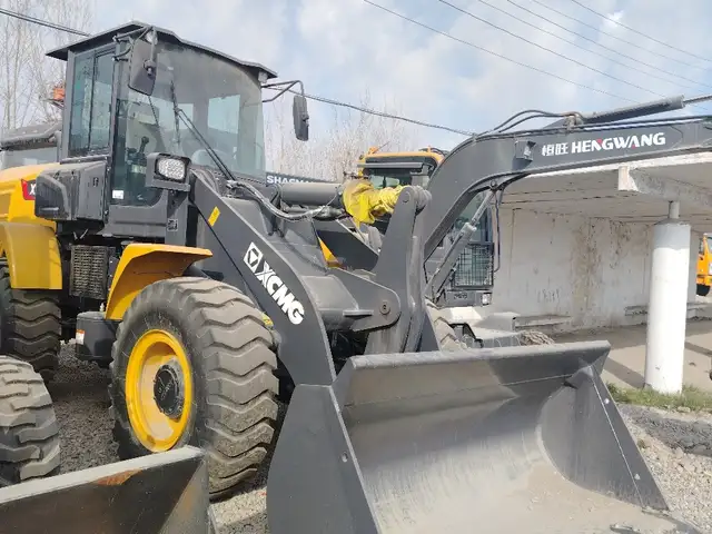 Погрузчик 938XMG, Душанбе