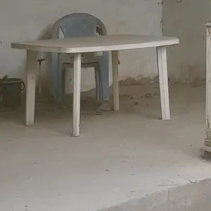 Стол пластмассовый, Душанбе