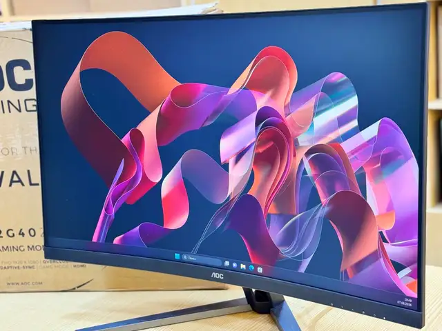 Игровой монитор AOC 32 C32G40ZE, Душанбе - 2