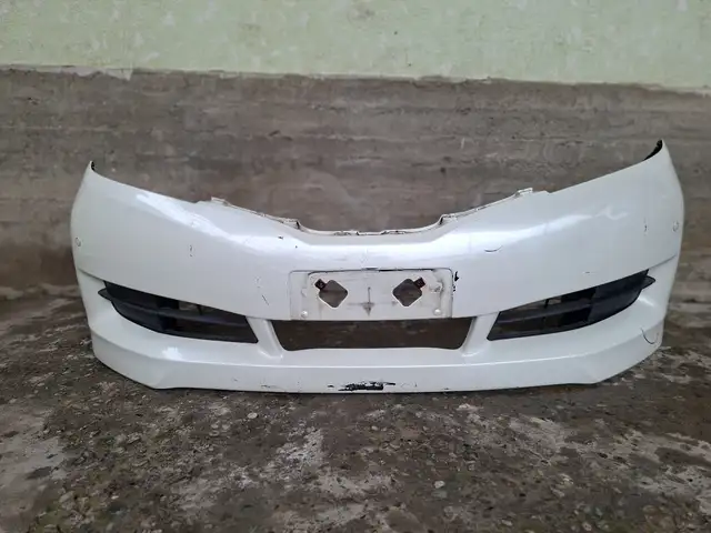 Бампер от Toyota Vish, Душанбе