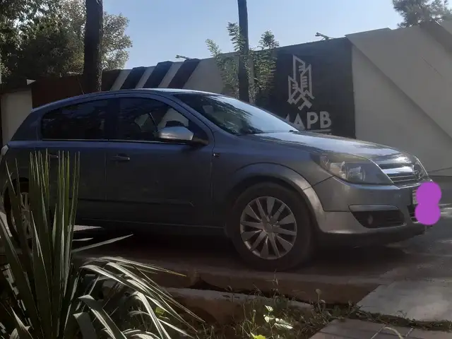 Opel Astra H