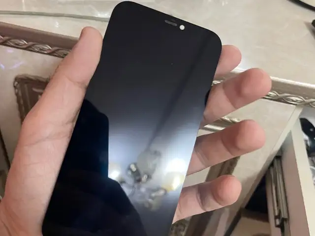 Экран iPhone 12 Pro, Фархор