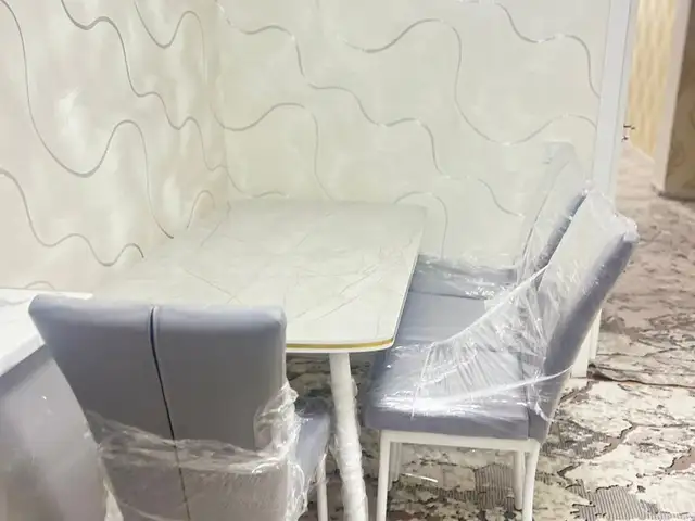 Стол и стулья, Душанбе