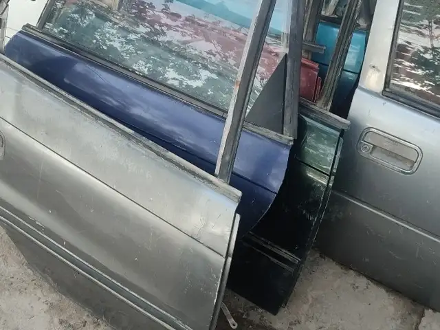 Двери, Фархор