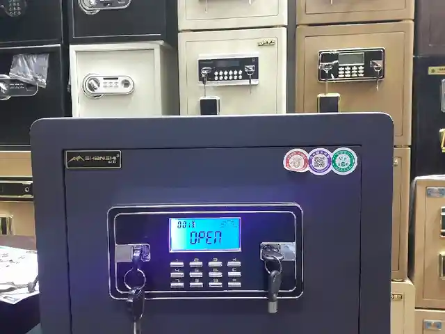 Сейф 30Е, Душанбе