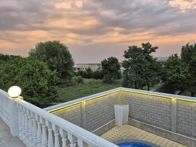 2 этаж., 5 комн., 5 км от Худжанда, Хуҷанд