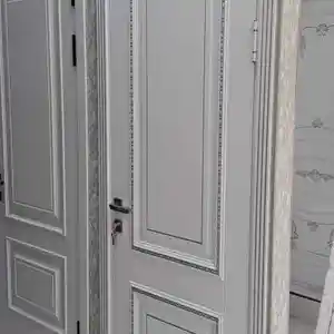Дверь, Душанбе