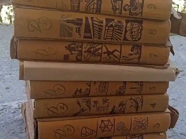 Книга Детская энциклопедия комплект, Хуҷанд