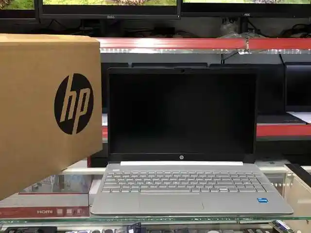 Ноутбук HP core i3-1215U, Душанбе