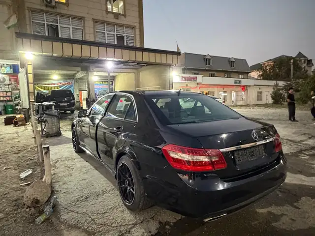 Mercedes-Benz E class, 2010, Душанбе - 3